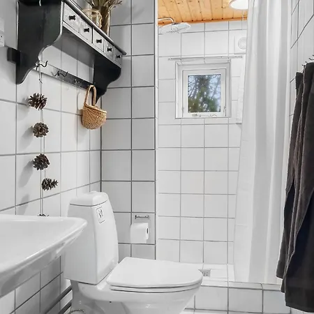 Holiday home 2 Bedroom Pet Friendly In