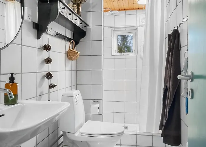 Ferienhaus 2 Bedroom Pet Friendly In